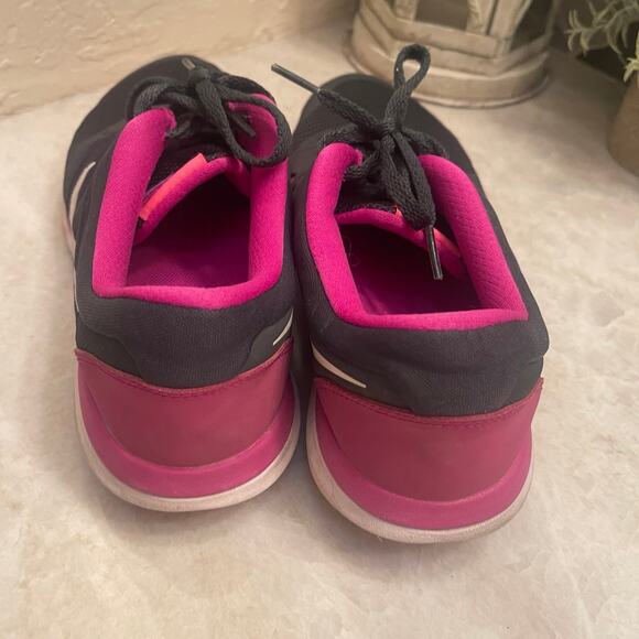Nike flex run women’s running shoe sz 9 - Picture 4 of 6